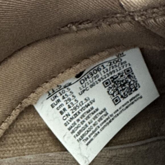 Undefeated x Nike Dunk Low Canteen – Size 11.5 – Used with Box - Picture 8 of 11